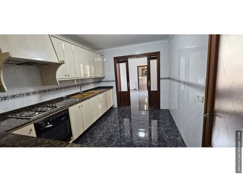 Semi-detached house for sale on Calle d'En Miquel Amer — photo 12