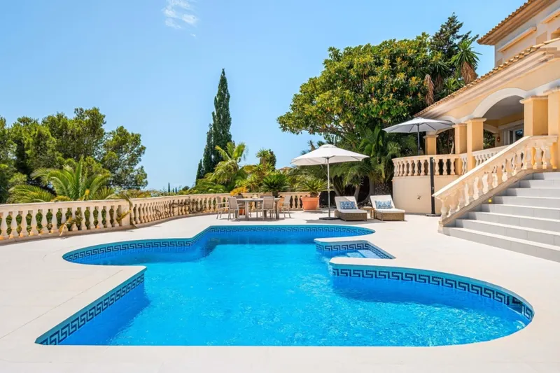 Villa with Panoramic Views and Holiday Rental Licence in a Prime Location of Puerto de Andratx — photo 4