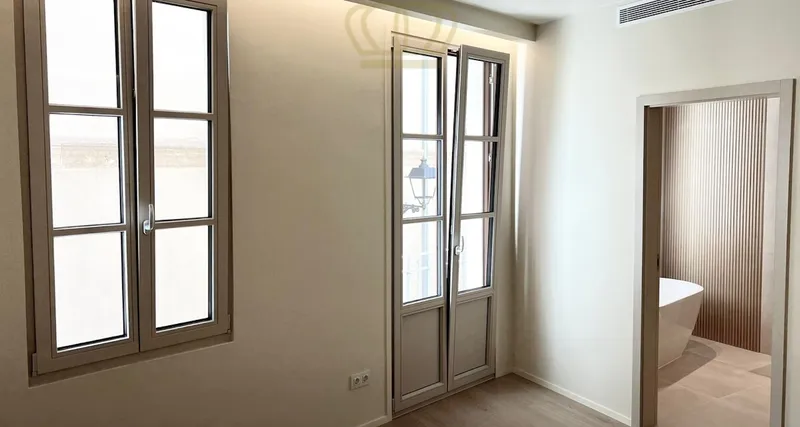 Beautiful luxury renovated old town apartment in Palma — photo 9