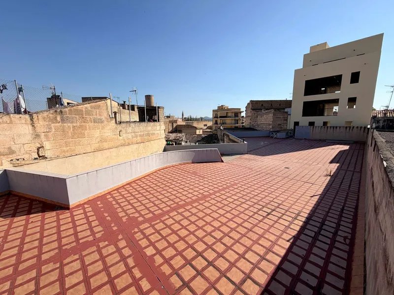 491m² multi-family house with roof terrace for sale; shell construction — photo 8