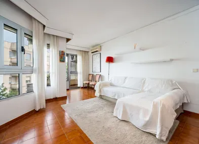 Three-bedroom apartment in El Fortí — photo 3