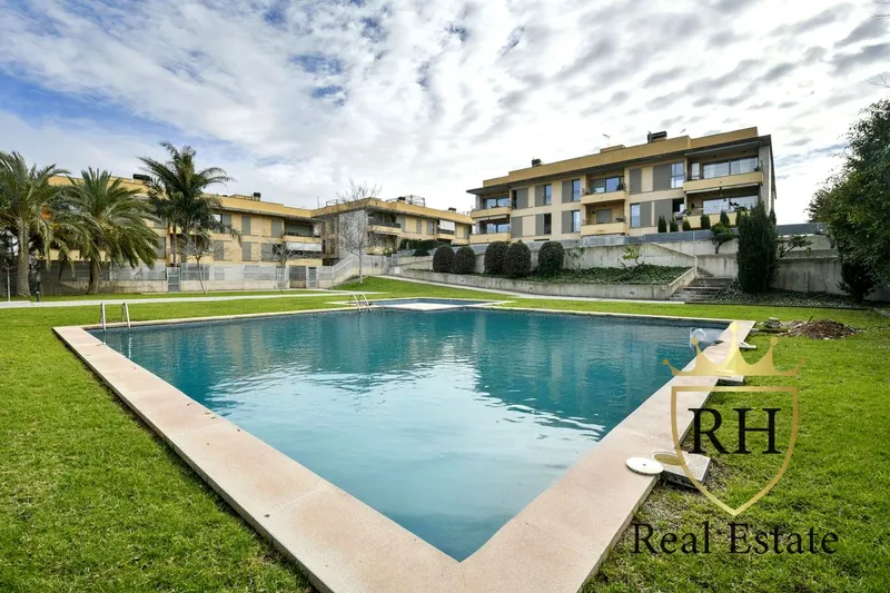 Beautiful Duplex in Sa Torre with Parking and Community Pool — photo 2