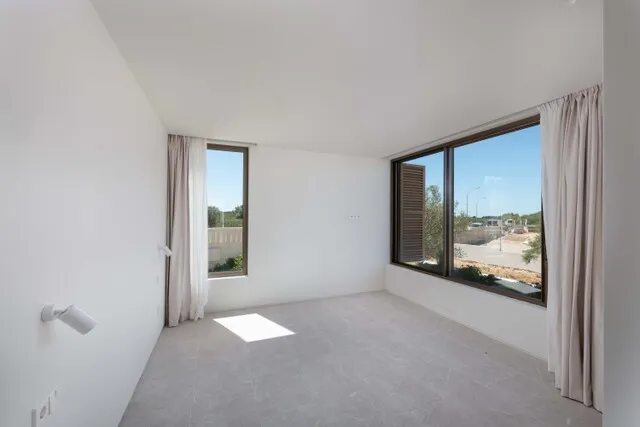Brand new villa with views of Palma Bay for sale in Son Gual, Palma, Mallorca — photo 9