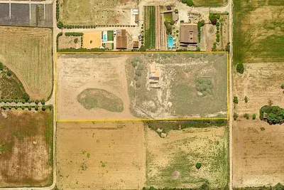 Building land in San Juan — photo 1