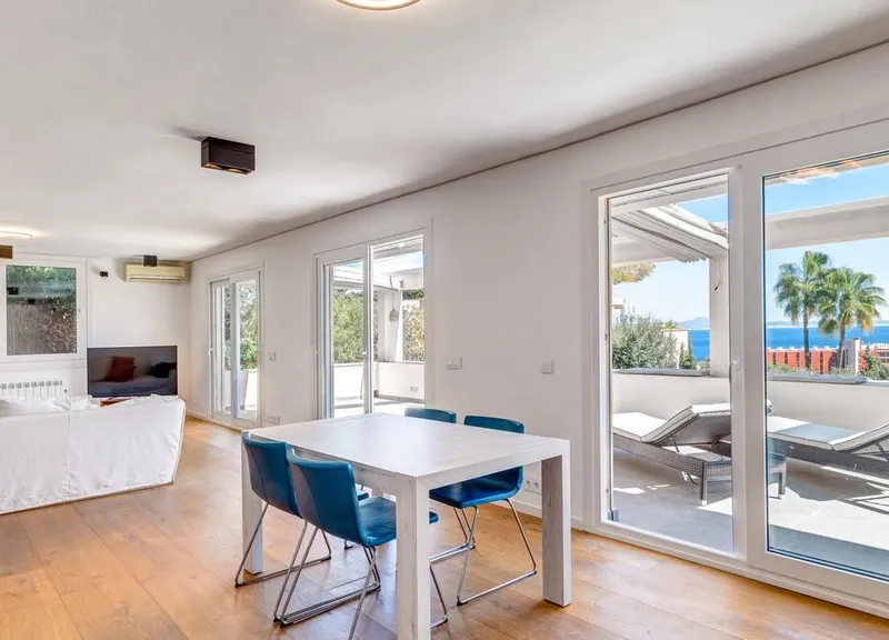 Cas Catala - 3 Bedroom Reformed Sea View Apartment — photo 1