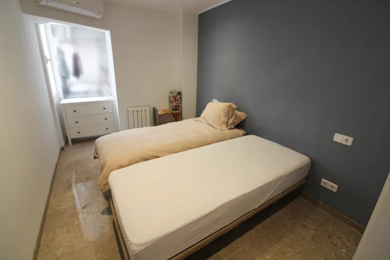 Spacious and bright three-bedroom apartment with parking close to Santa Catalina - temporary contract from beginning of November — photo 11