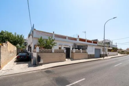 House - Palma de Mallorca (Son Roca - Son Ximelis - Son Anglada), Built Surface 109m2, Plot Surface... — photo 1