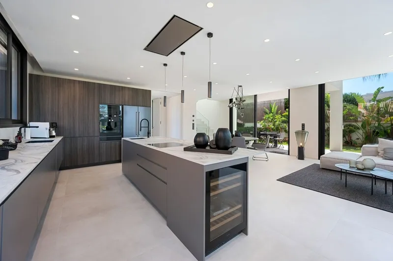 Modern sea view villa in 2nd line - Port Adriano / El... — photo 11