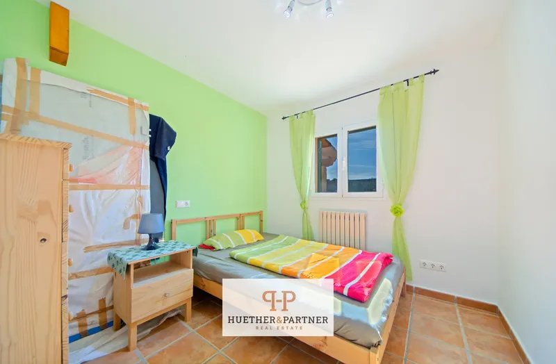 Finca near Llucmajor with guest houses and lots of privacy — photo 9