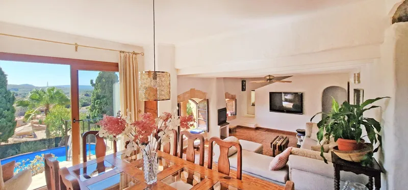 Extraordinary village house with spectacular panoramic views in Calvia — photo 10