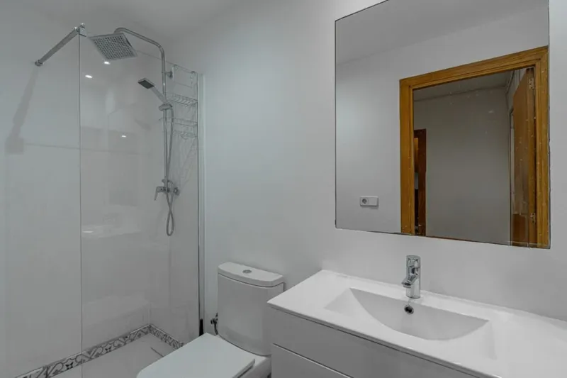 Townhouse with Renovation Project and Licence in Santa Catalina — photo 5