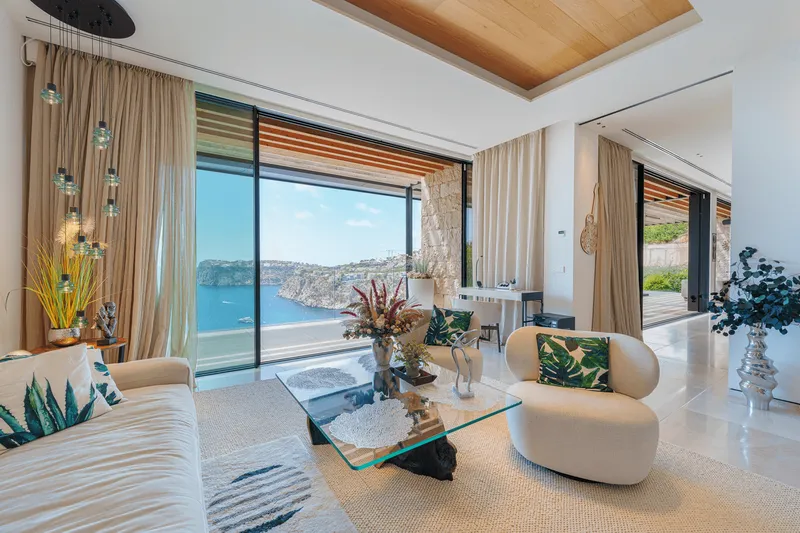 Villa with stunning sea views in Cala Llamp — photo 5