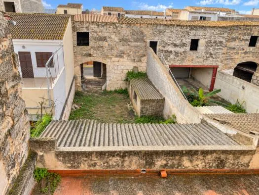 Casa, 5 Habs., 326 M 2 — photo 1