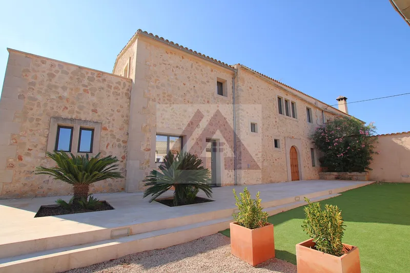 Luxury villa for rent in Porreres — photo 2