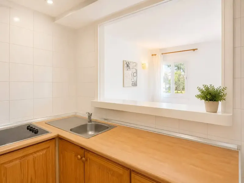 100% Financing. Cozy Apartment a Step from the Beach — photo 4