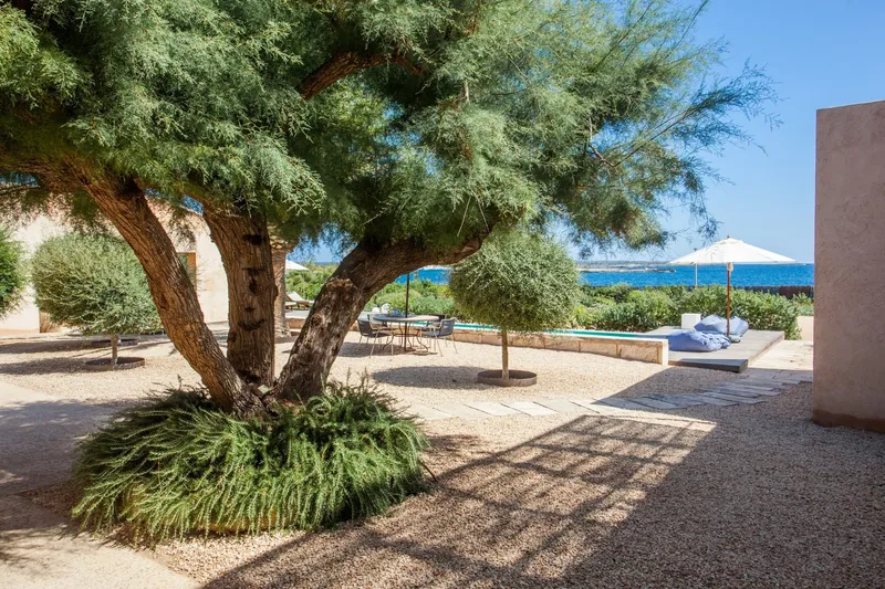 Vacation rental: Villa on the seafront in Colonia de Sant Jordi for rent — photo 2