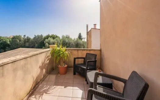 A house that tells stories and makes room for new ones – townhouse in the center of Santanyí — photo 10