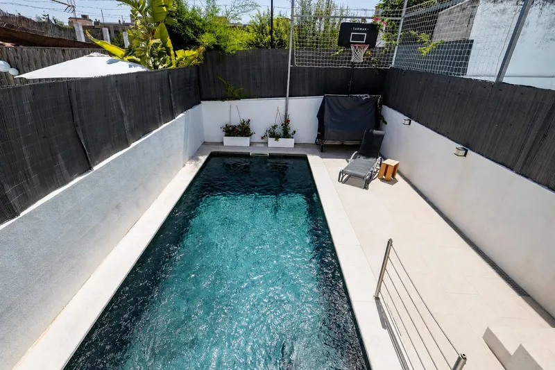 Family townhouse with pool in Palma — photo 2