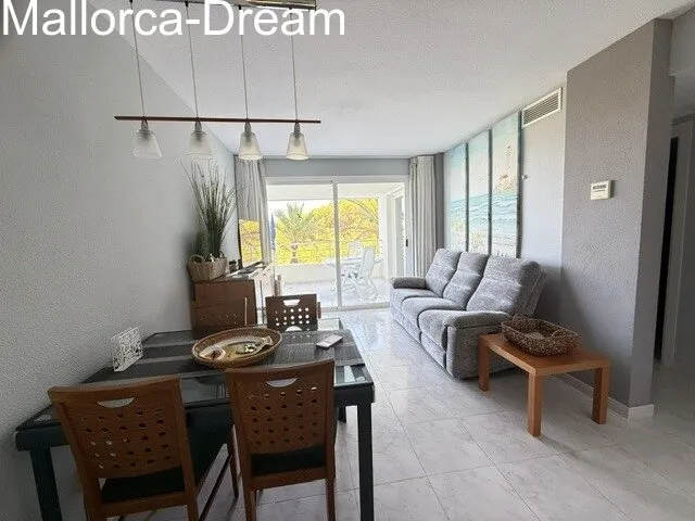 Cala Millor: A beautiful, fully furnished apartment on the beachfront in Cala Millor — photo 6