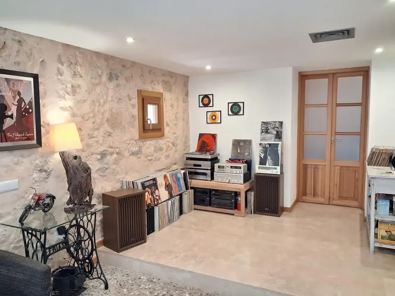 Located in the picturesque and charming village of Vilafranca de Bonany, this rustic house invites you to enjoy a home with authentic — photo 5