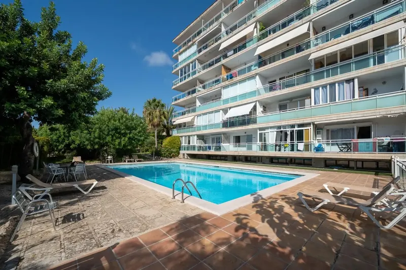 Investment opportunity in Cala Major – ground floor with communal pool — photo 4