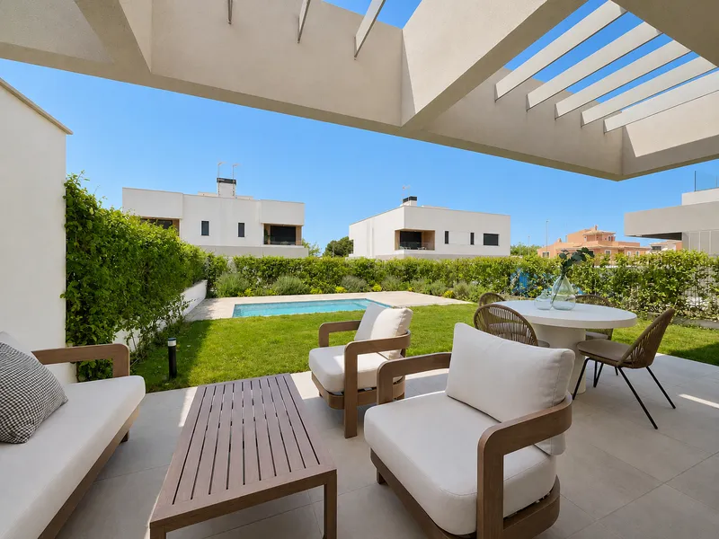 New modern villa in a prestigious area in Puig de Ros Mas — photo 4