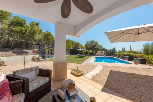 Calvia, Mediterranean finca near Calvià with stunning sea and mountain views in the southwest of Mallorca — photo 4