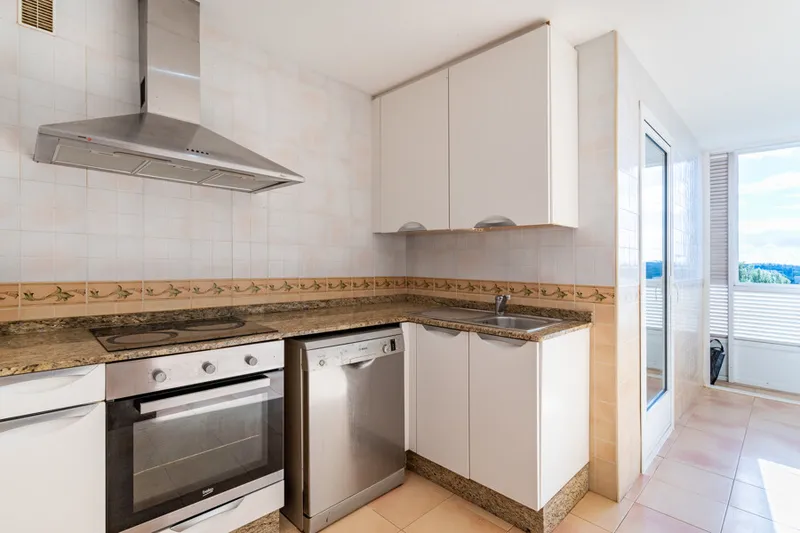 Magnificent Penthouse with Amazing Views and Spacious Terraces in Son Gual near Palma — photo 11