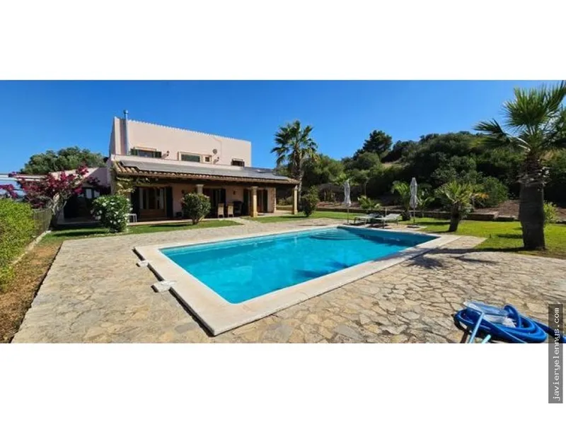 Rural house rental in Poligono Poligon 34 — photo 1