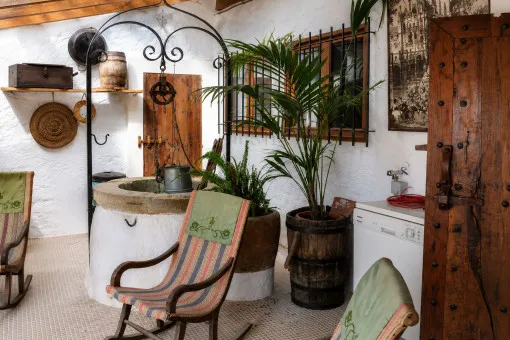 Lloret de Vistalegre: Historic estate near Sineu with approx. 76 hectares of land. For sale — photo 9