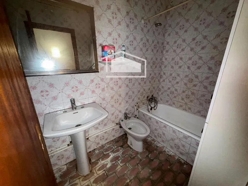 Large 3-bedroom apartment to renovate in Sa Ràpita — photo 11