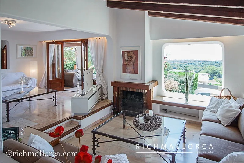 Beautiful villa in the upper area of Bendinat — photo 10