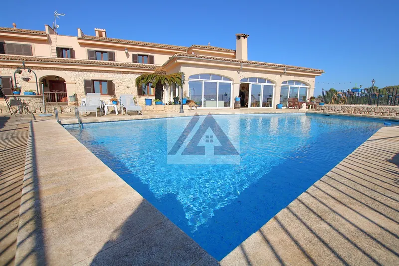 Luxury villa for sale in Manacor — photo 3