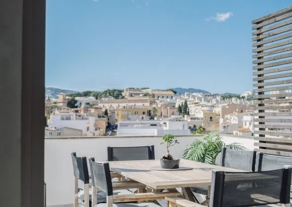 Flat / apartment in Calle de Bartomeu Rosselló-Porcel, Son Dureta, Palma de Mallorca — photo 2