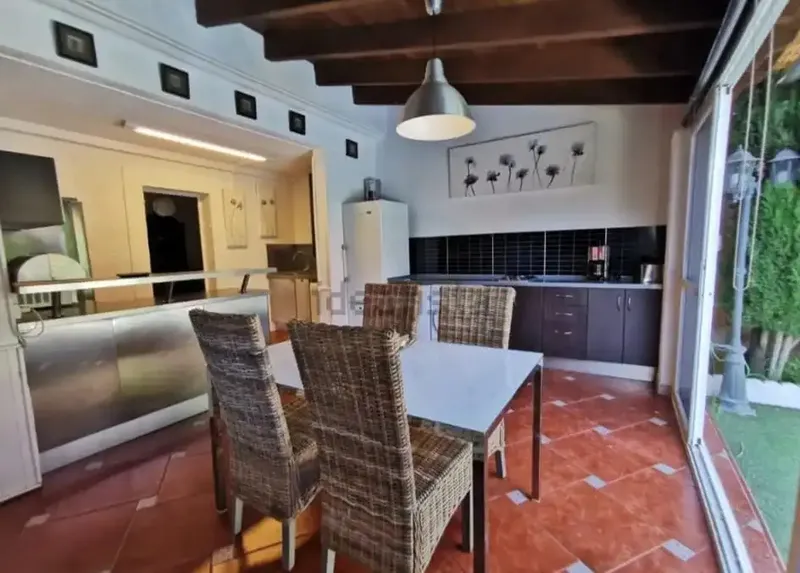 Semi-detached chalet with private pool, garden and large outdoor spaces in Ses Palmeres, Llucmajor — photo 3