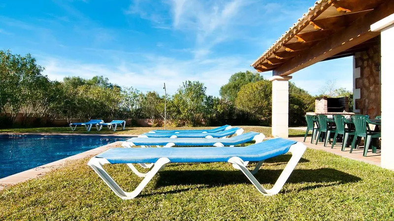 Finca with swimming pool — photo 12