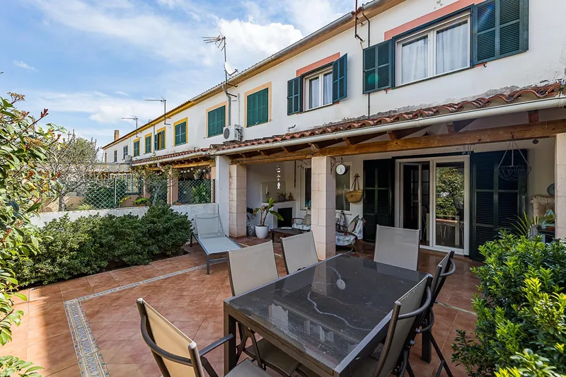 Elegant Townhouse in Secar de la Real — photo 3