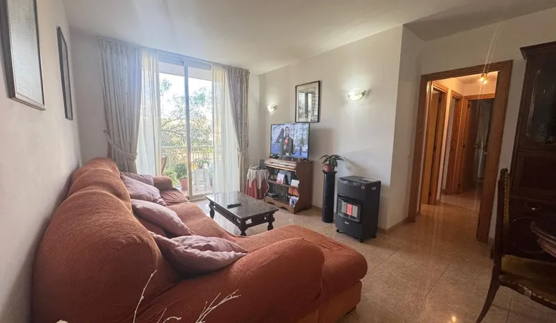 First floor apartment for sale with elevator and parking — photo 4