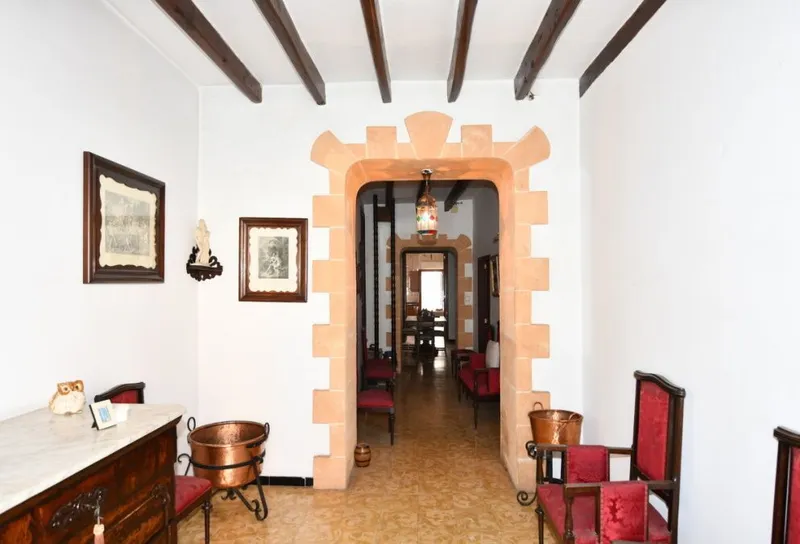 Central town house with beautiful views of the Felanitx church — photo 3