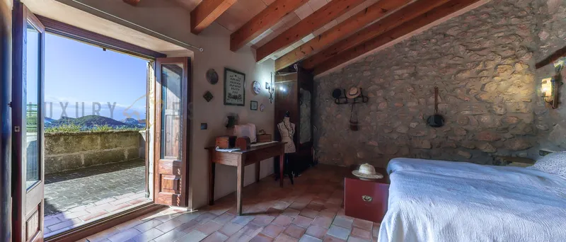 Finca in Andratx in the southwest of Mallorca near the village — photo 11