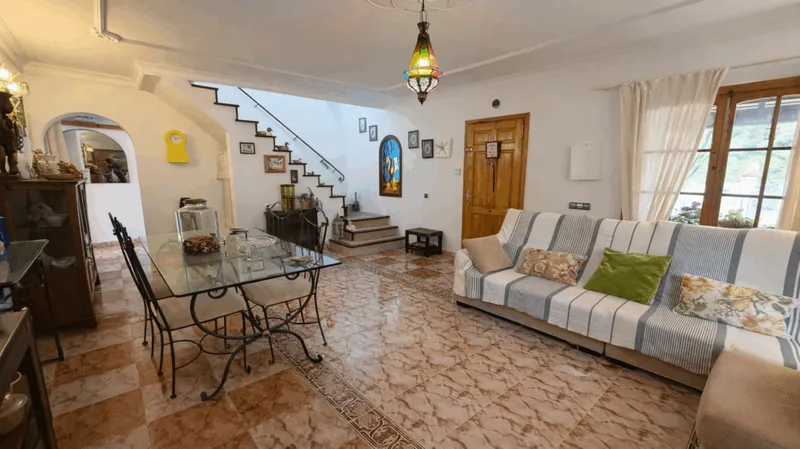 Authentic finca with potential and wonderful garden in a quiet location in Cala Llombards — photo 3