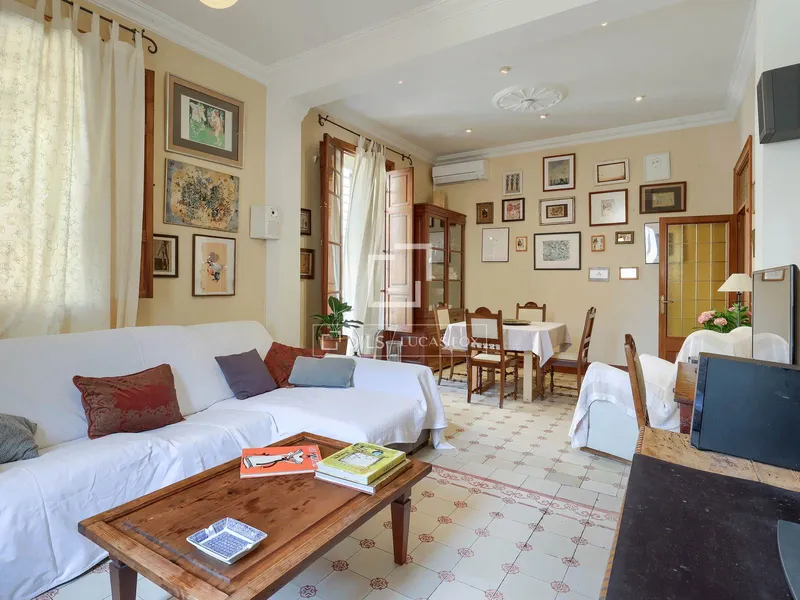 200m² apartment for sale in Palma de Mallorca — photo 2