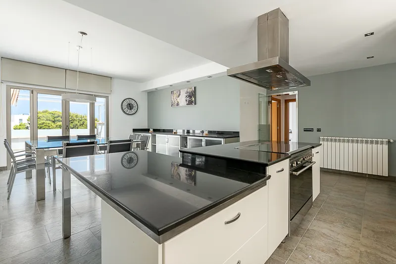 Exclusive villa with sea views, 200m from the water, including ETV license — photo 6
