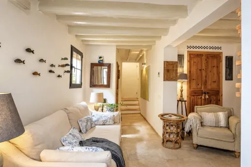 Genova, charming townhouse for rent in Génova – Mediterranean lifestyle with pool and cosy terrace — photo 5