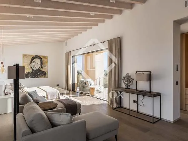 556m² country house with 165m² terrace for sale in Santanyí — photo 5