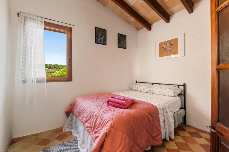 Charming house with sunny patio and holiday rental licence — photo 12