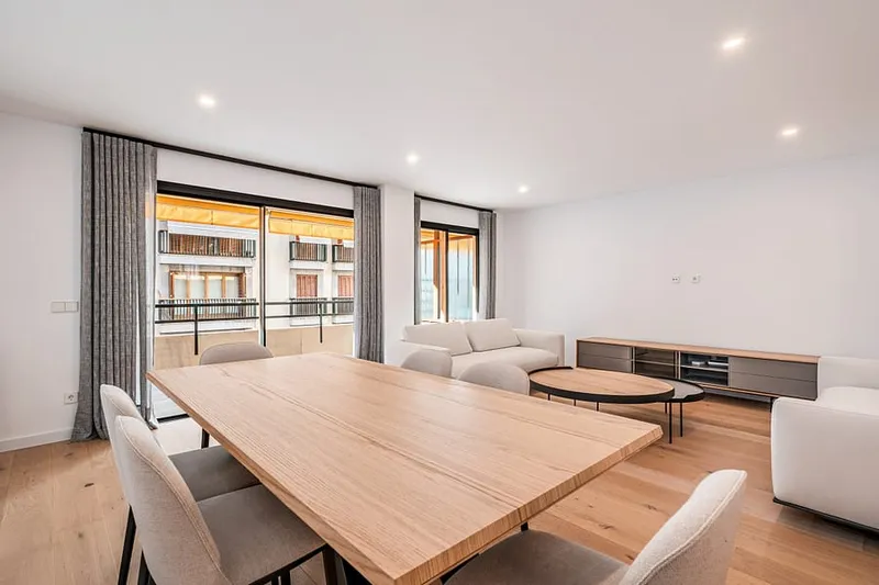 Modern luxury meets prime location in Palma — photo 2