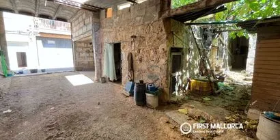 Property for renovation in Sa Pobla — photo 1