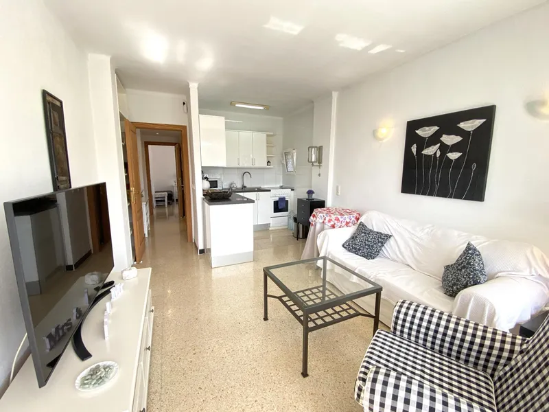 Unique opportunity! Renovated apartment with partial sea views in Canyamel, only 200 meters away — photo 8