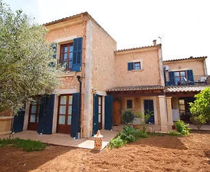Luxury town house with finca ambience and private well — photo 1